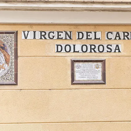 Virgen Carmen Dolorosa Plaza De La Alameda Apartment Seville
